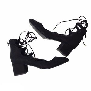 ALDO Lace up pump